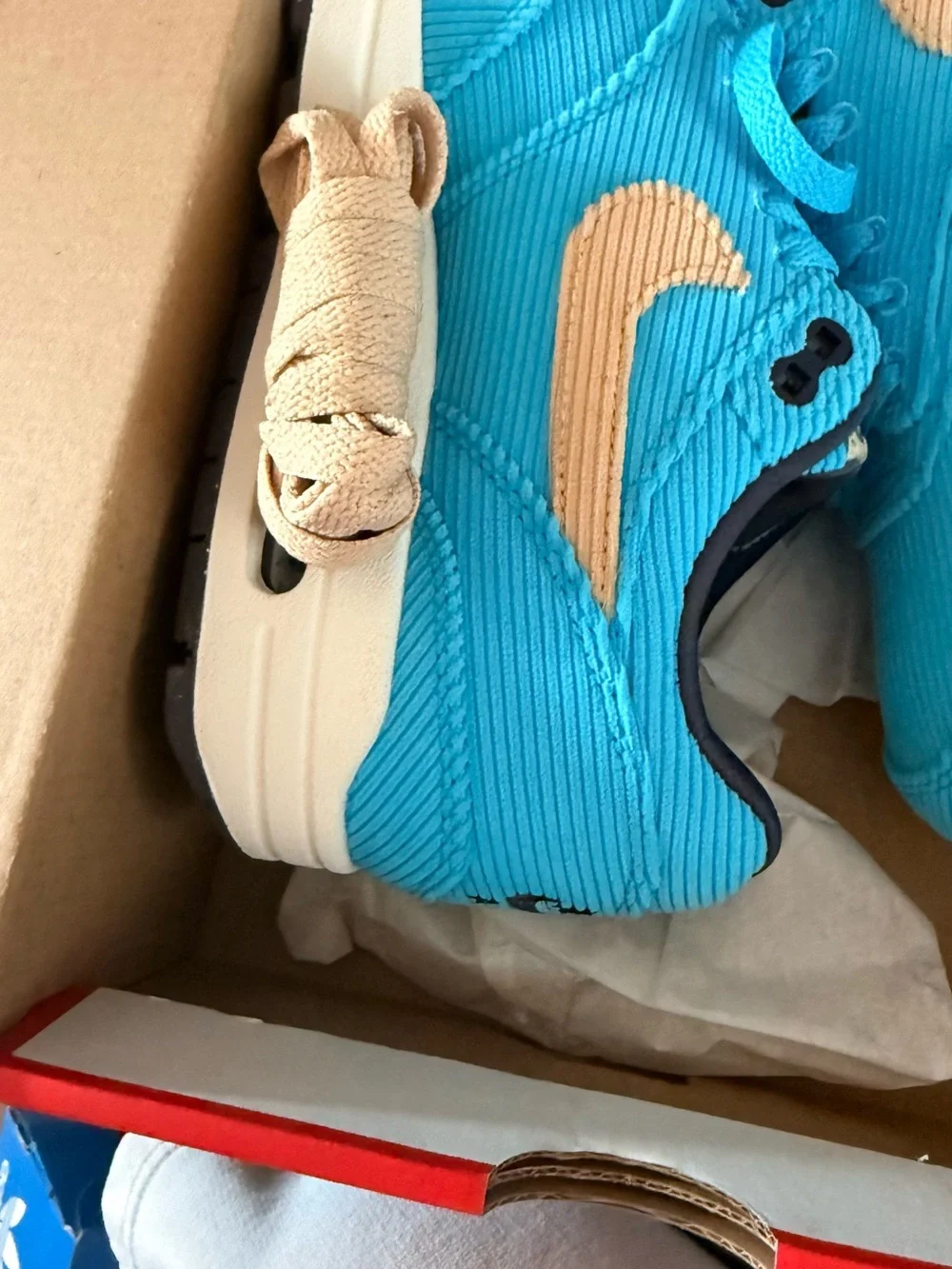 NIB Nike Air Max 1PRM blue corduroy size 6.5